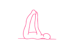 Дыхание через рот лежа на спине, держась руками за пальцы ног — упражнение Кундалини Йоги картинка
